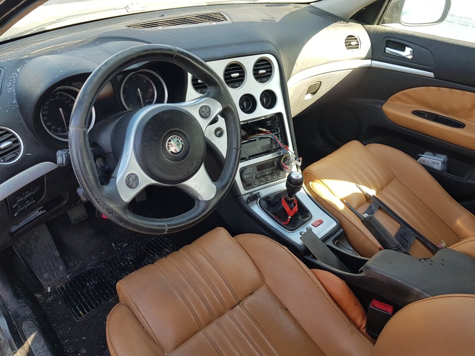 ALFA ROMEO 159 1 generation (2005-2011) Front Right Seat C 