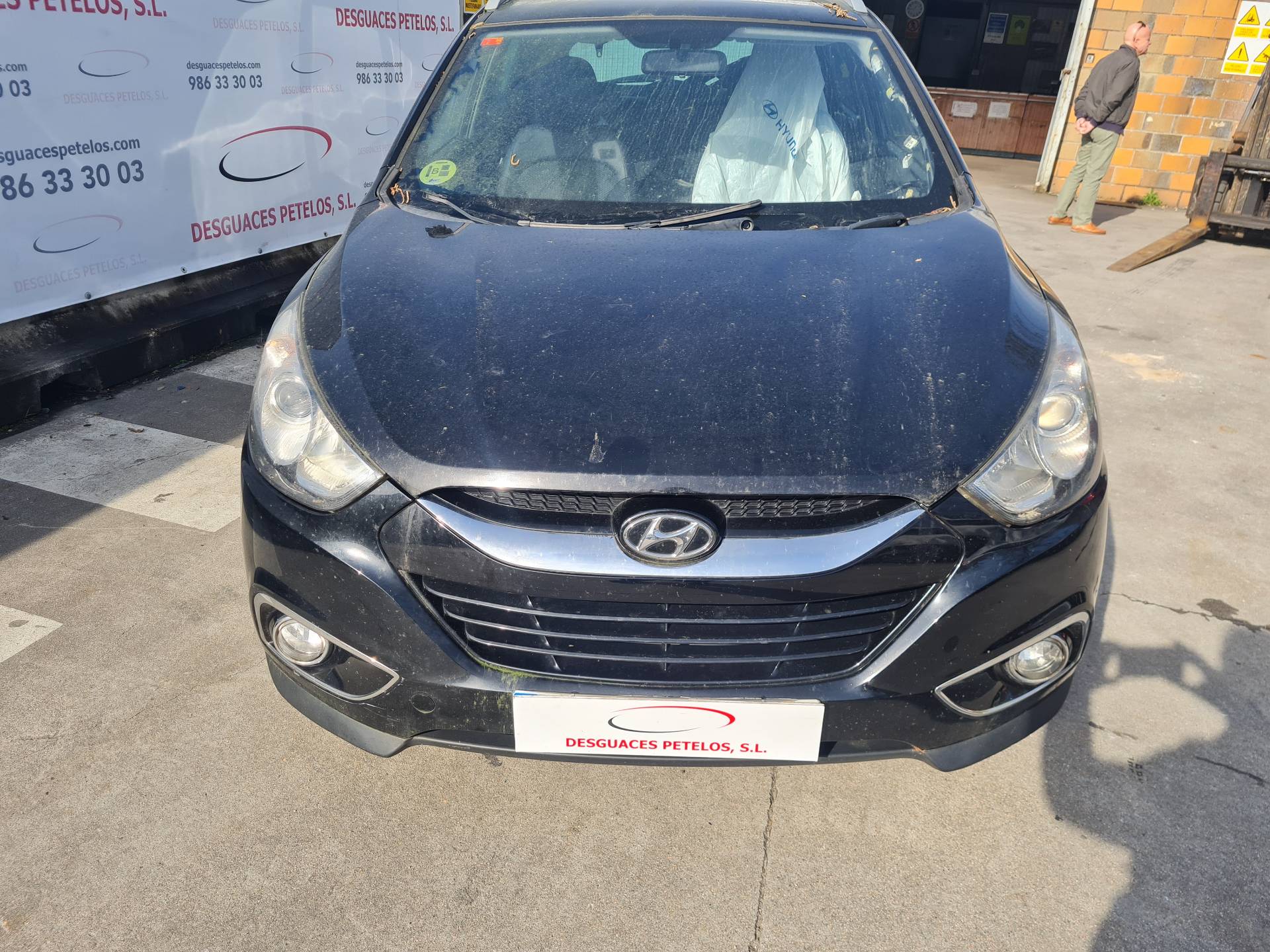 HYUNDAI ix35 1 generation (2009-2015) Капот 24889325 - Подержанные запчасти  онлайн - 11494743 | Partversal.sk