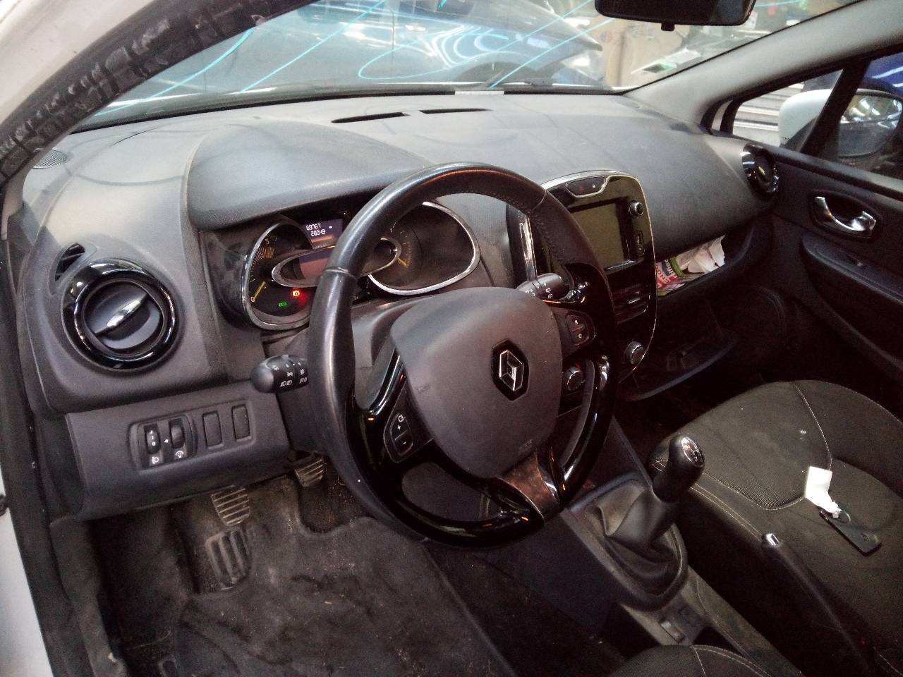 Renault clio deals interior parts