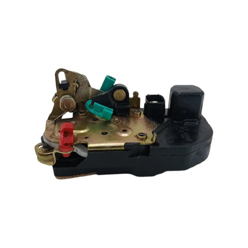 Cerradura puerta trasera izquierda 26C K55177045AJ Jeep Cherokee (kj) 2001-2008 153575 km