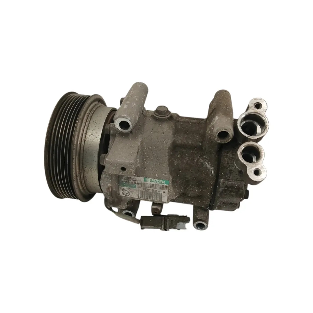 Compressore aria condizionata D4F E7 8200819568 Renault Clio iii (br0/1, cr0/1) 2007-0