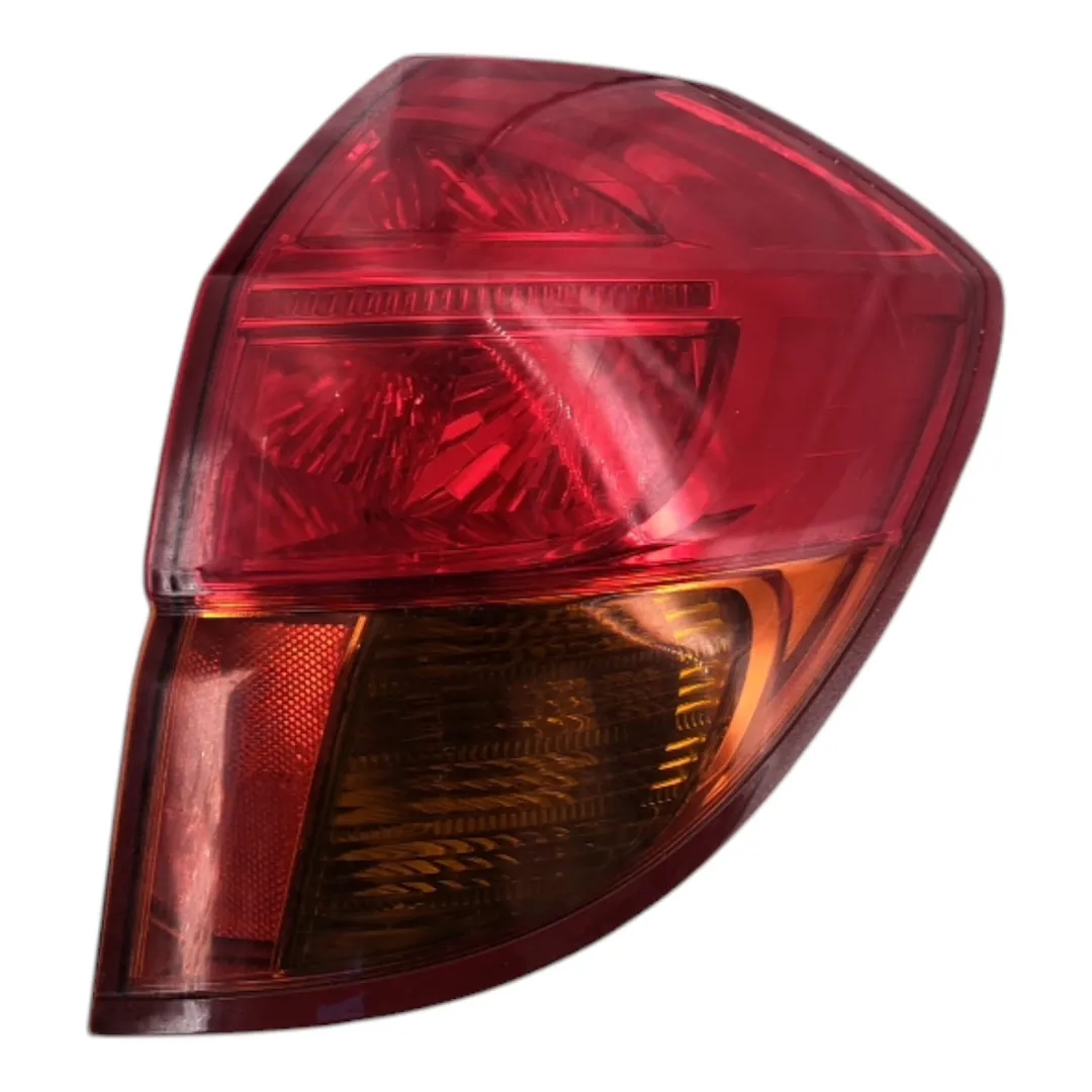 Piloto trasero derecho 84201AG000 Subaru Outback (10/03>09/09<) 2008-2009