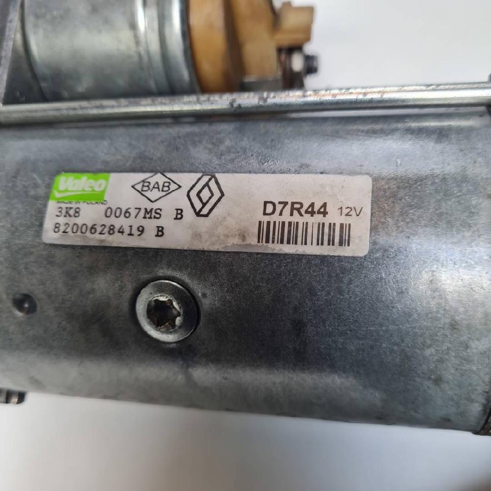 Démarreur 8200628419 de Renault Megane ii station wagon (km0/1_) 2003-2009 131 CV - pieza usada