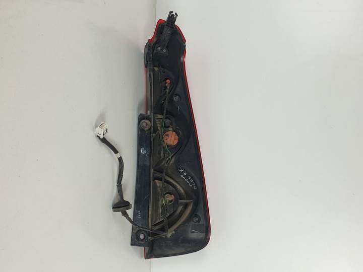 Piloto trasero izquierdo HR16DE 22016752 de Nissan Note (e11, ne11) 2006-2012 110 CV con 1 km - pieza usada
