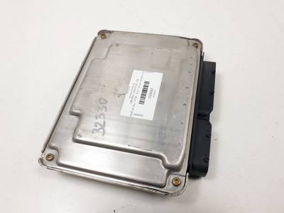 Switchboard engine uce 0281010981 de Audi A3 (8l) 1996-2003 - pieza usada
