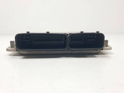 Switchboard engine uce 0281010981 de Audi A3 (8l) 1996-2003 - pieza usada