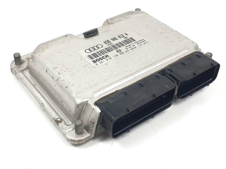 Switchboard engine uce 0281010120 de Audi A3 (8l) 1996-2003
