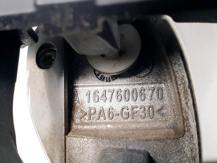 Maneta exterior delantera derecha 642940 1647600670 de Mercedes-benz Clase b (w245) 2005-2011 190 CV - pieza usada