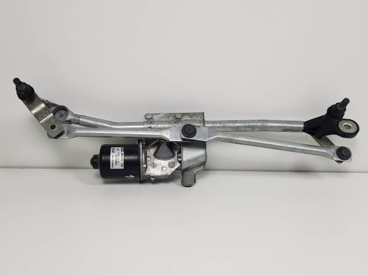 Motor limpia delantero 204DAD 692570601 de Bmw 1 (e87) 2007-2011 163 CV con 127566 km