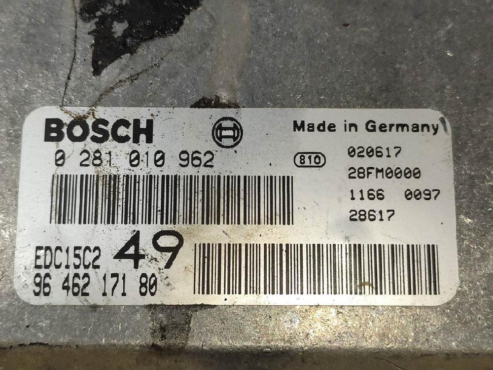 Switchboard engine uce RHZ 0281010962 de Citroen Xsara (n1) 2000-2005 109 CV con 145126 km - pieza usada