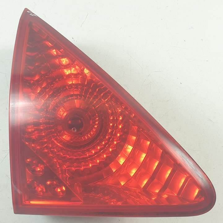 Feu arrière intérieur gauche RH02 9683461080 de Peugeot 3008 monospace (0u_) 2009-2016 150 CV
