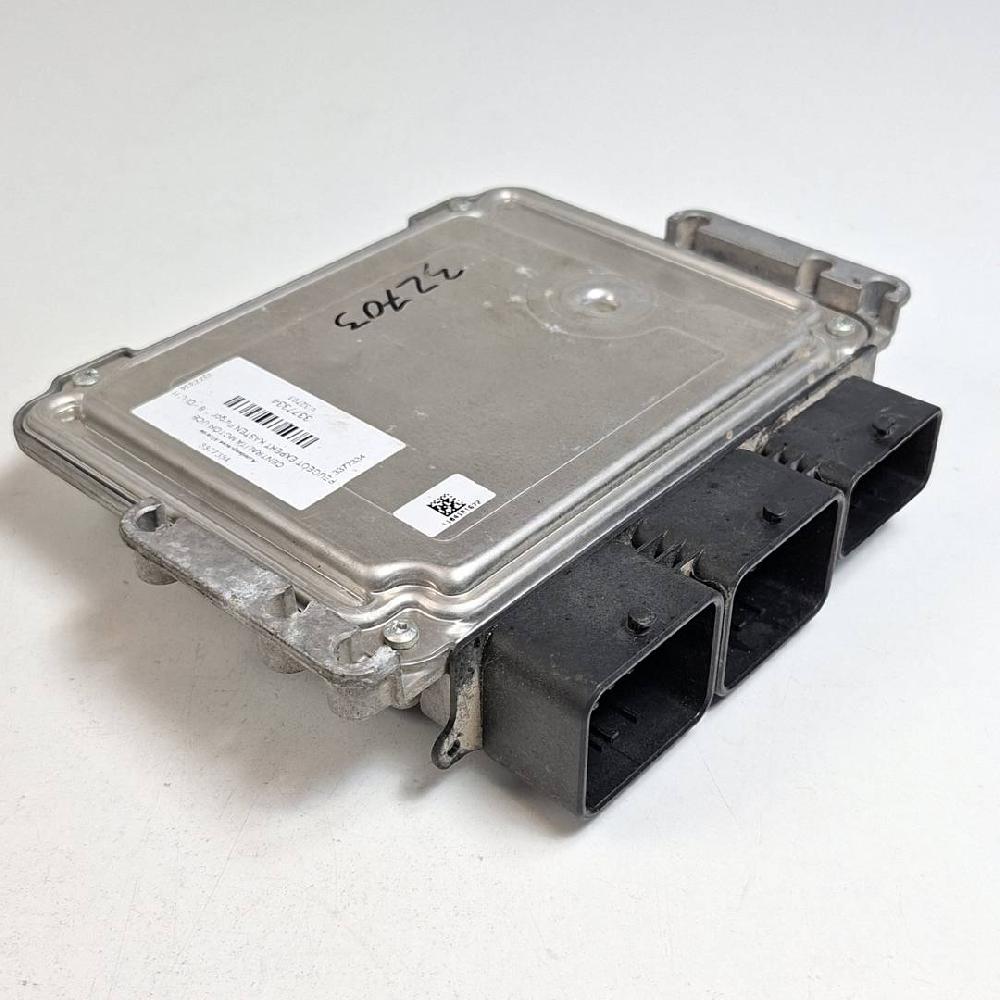 Centralita motor uce 0281030546 de Peugeot Expert kasten 2007-2016 - pieza usada