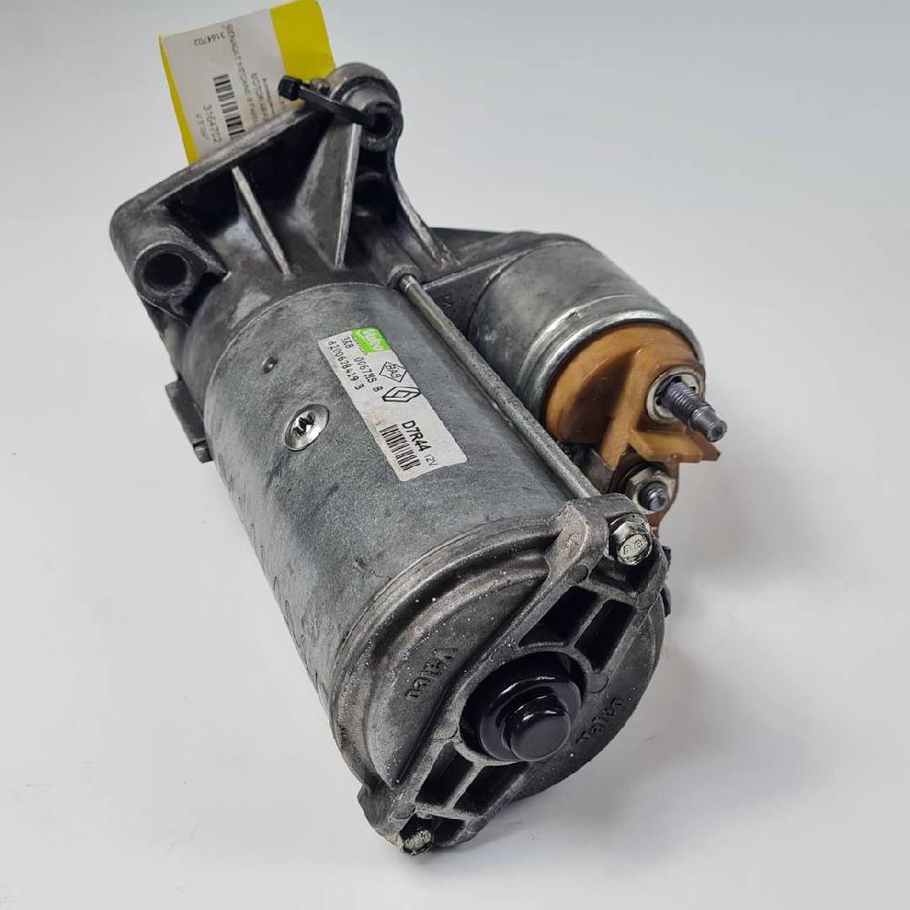 Démarreur 8200628419 de Renault Megane ii station wagon (km0/1_) 2003-2009 131 CV - pieza usada