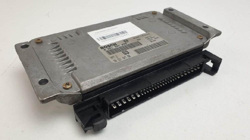 Centralita motor uce NFZ 0261204939 de Citroen Xsara coupe 1997-2005 88 CV