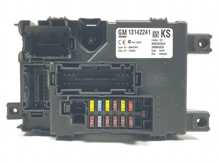 Caja de relés / fusibles 13142241 de Opel Corsa d van (s07) 2010-2014