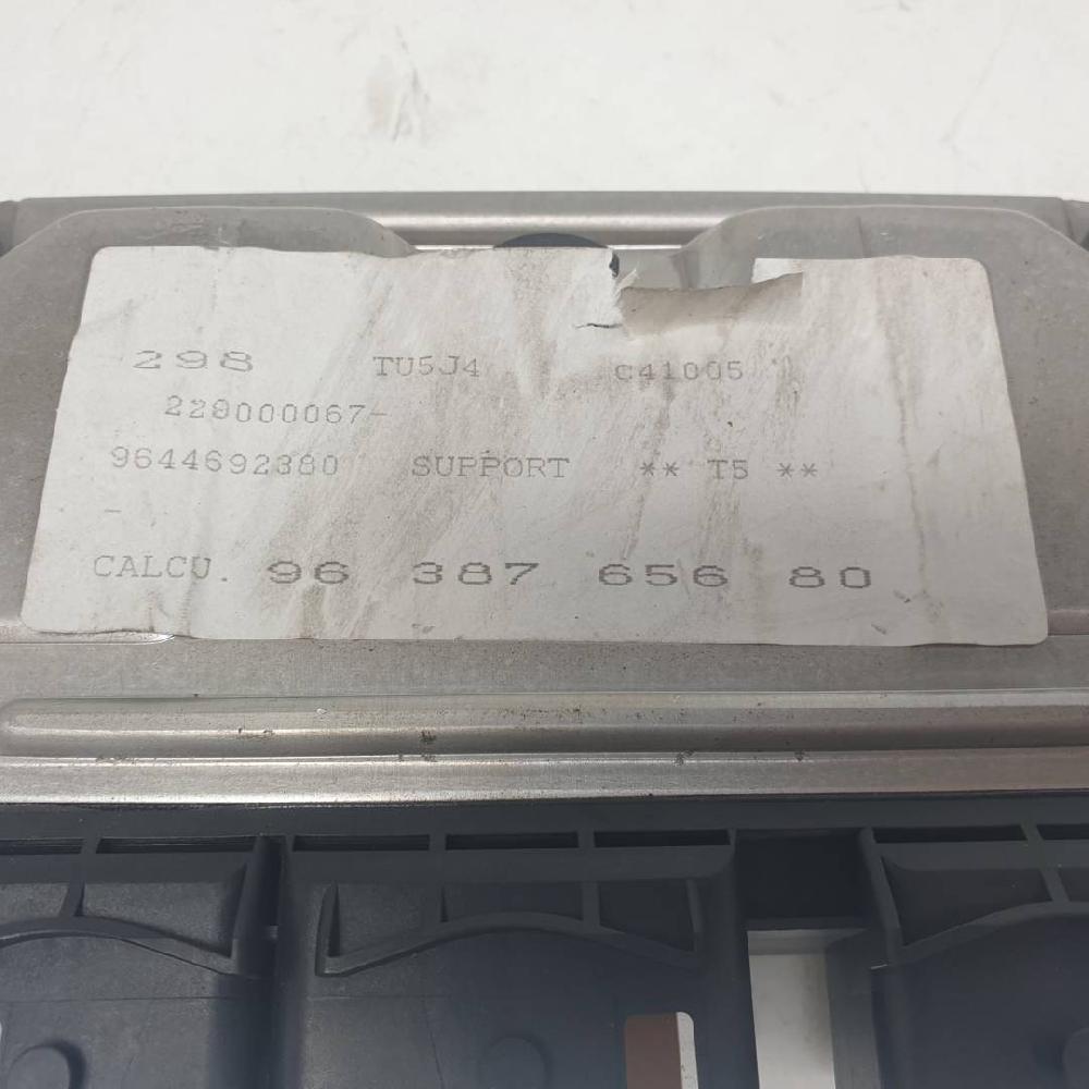 Centralina do motor 0261206943 de Peugeot 307 (3a/c) 2004-2009 - pieza usada