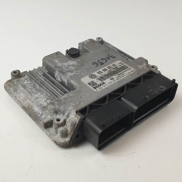 Switchboard engine uce 0281013228 de Volkswagen Jetta (1k2) 2005-2010