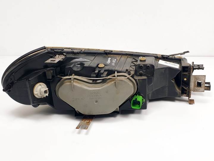 Faro izquierdo RFN 1305219078 de Ford Mondeo ii sedán (bfp) 1996-2000 90 CV con 16889 km - pieza usada