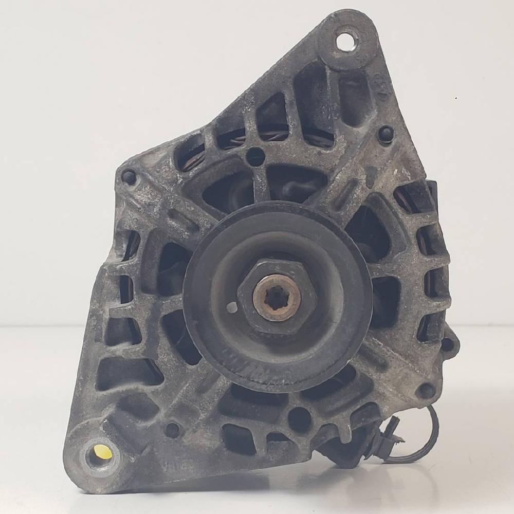 Generator 3730022650 de Hyundai Getz (tb) 2002-2005 - pieza usada
