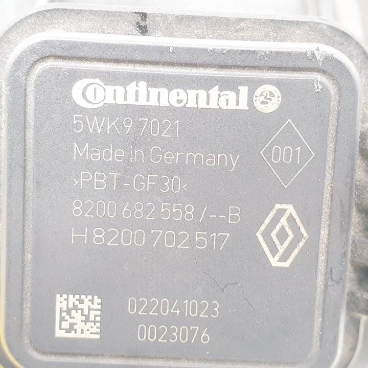 Caudalímetro K9K836 8200682558 de Renault Megane iii grandtour (kz0/1) 2009-2018 110 CV - pieza usada