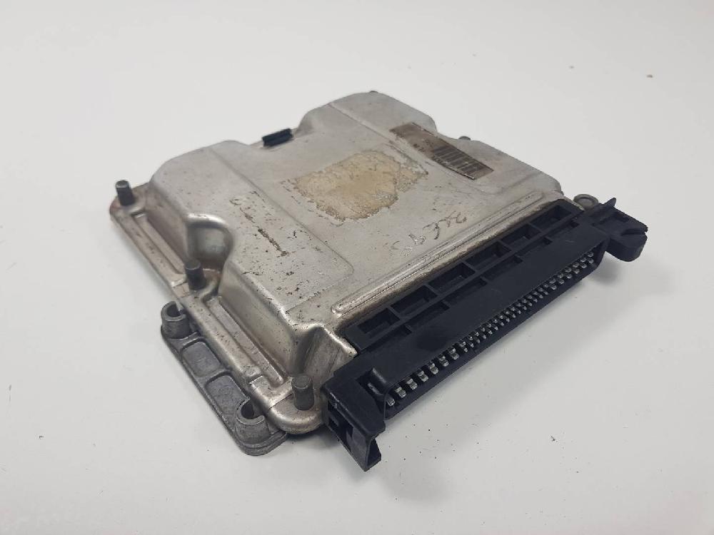 Motorsteuergerät 0281010250 de Peugeot 206 hatchback (2a/c) 1998-2010