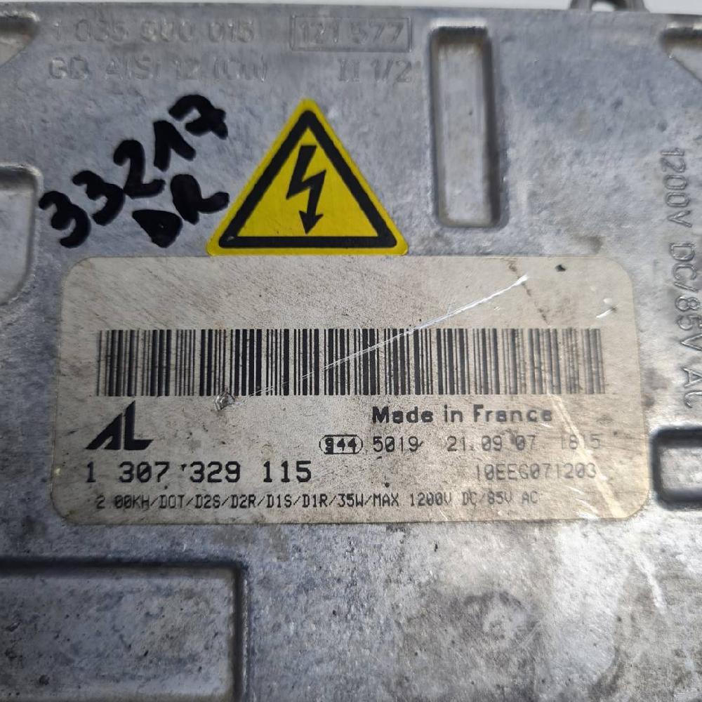 Boîtier xenon 1307329115 de Audi A3 (8p) 2003-2012 170 CV - pieza usada