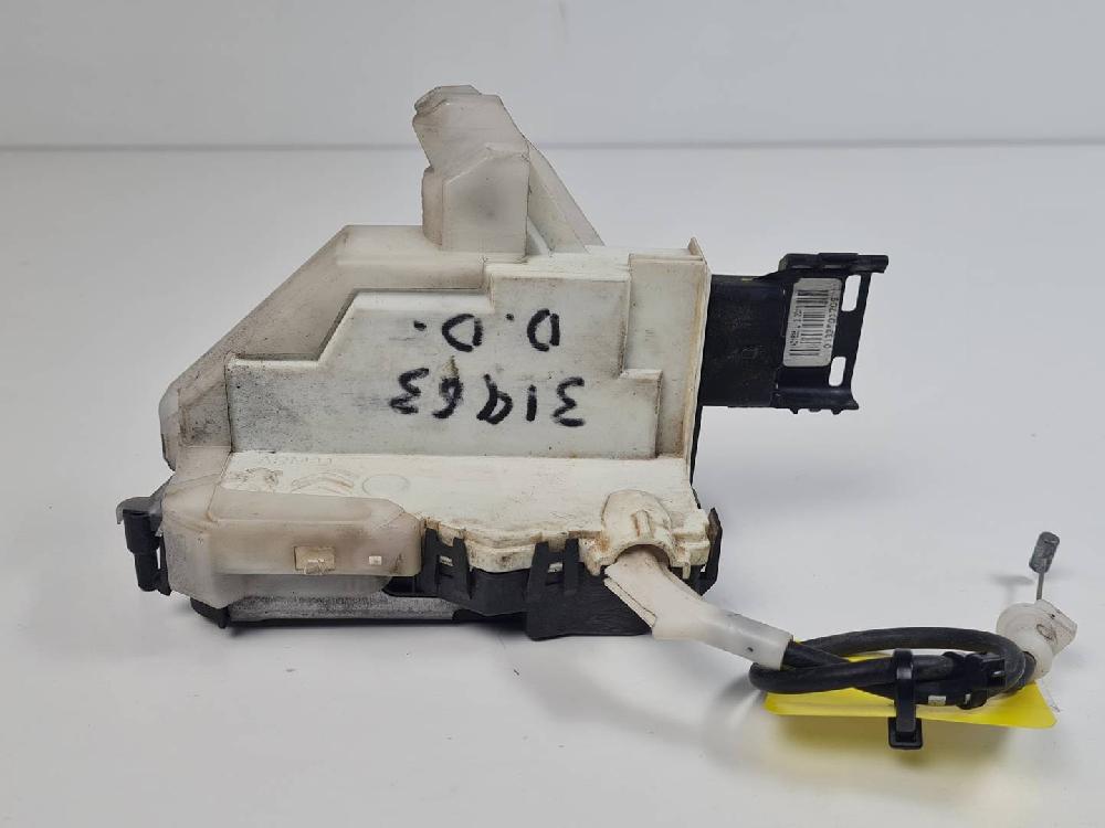 Cerradura puerta delantera derecha 732290 de Peugeot 5008 (0u_, 0e_) 2009-2017 114 CV - pieza usada