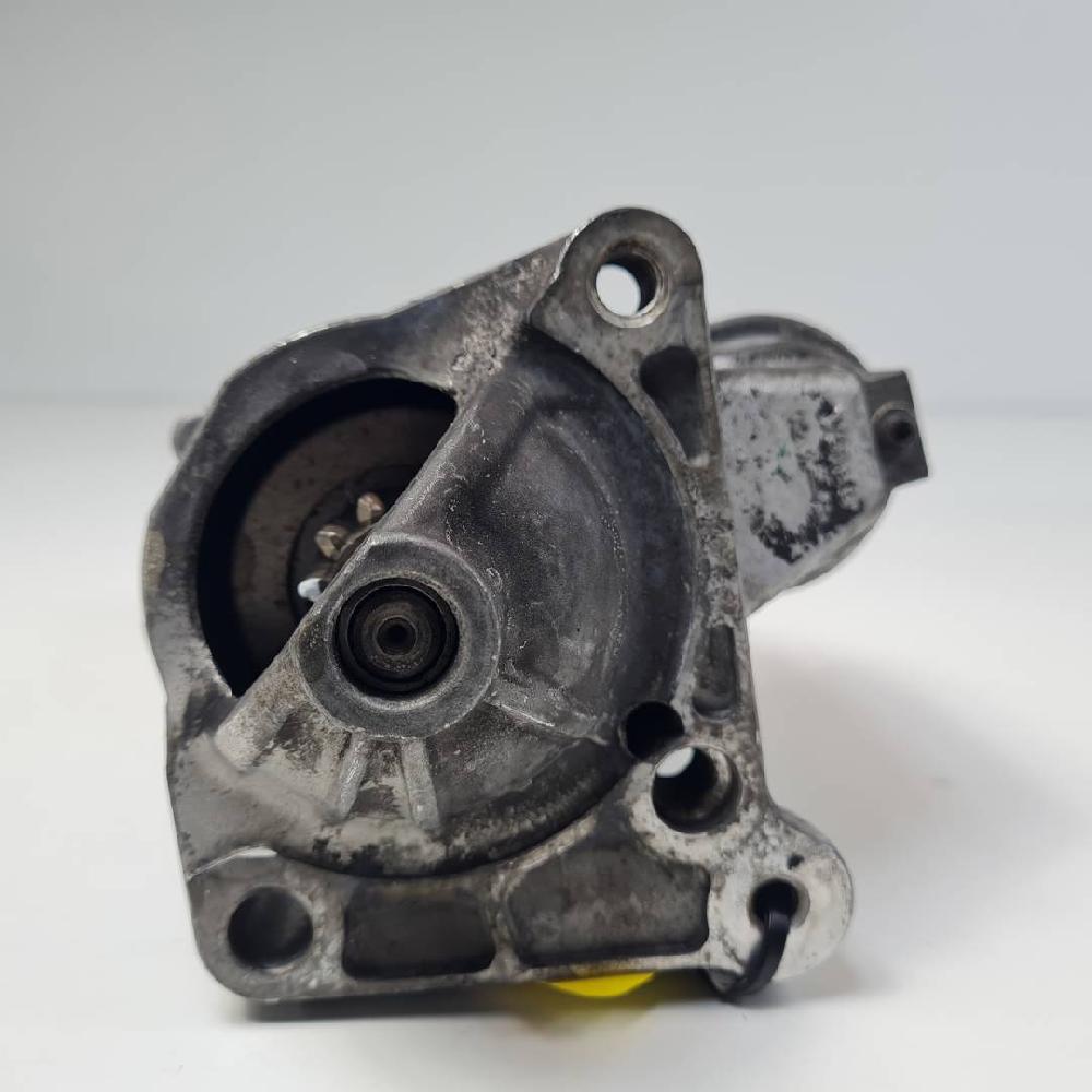 Démarreur 8200628419 de Renault Megane ii station wagon (km0/1_) 2003-2009 131 CV - pieza usada