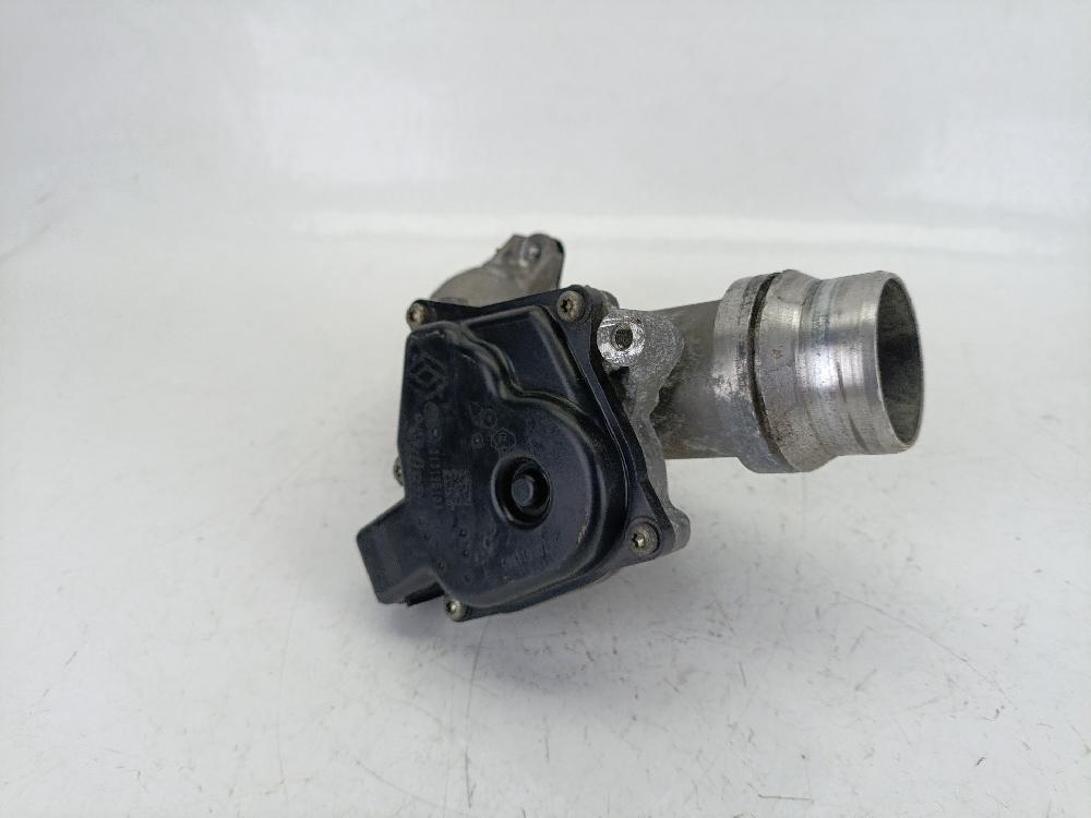 Caja de mariposa K9K 770 8200614985 de Renault Clio iii (br0/1, cr0/1) 2007-2014 75 CV con 160000 km - pieza usada