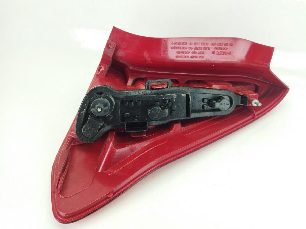 Piloto trasero izquierdo 9646801777 de Citroen C4 coupé (la_) 2004-2011 109 CV - pieza usada