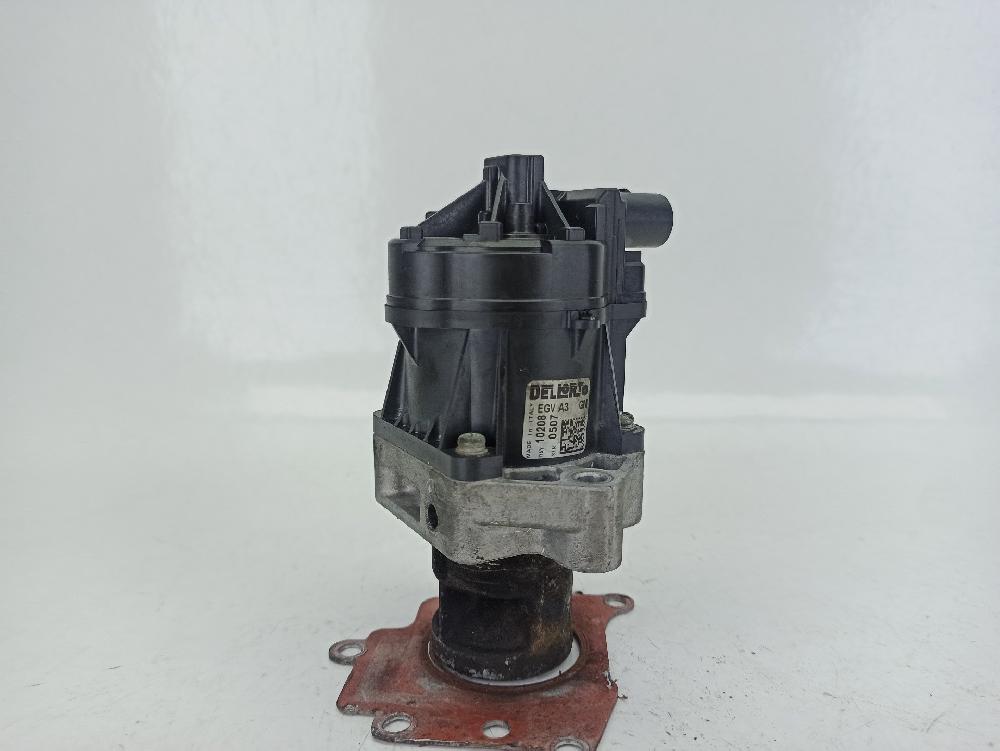 Válvula egr A 20 DT,A 20 DTJ 55566052 de Opel Insignia a sports tourer (g09) 2008-2012 131 CV con 250000 km - pieza usada
