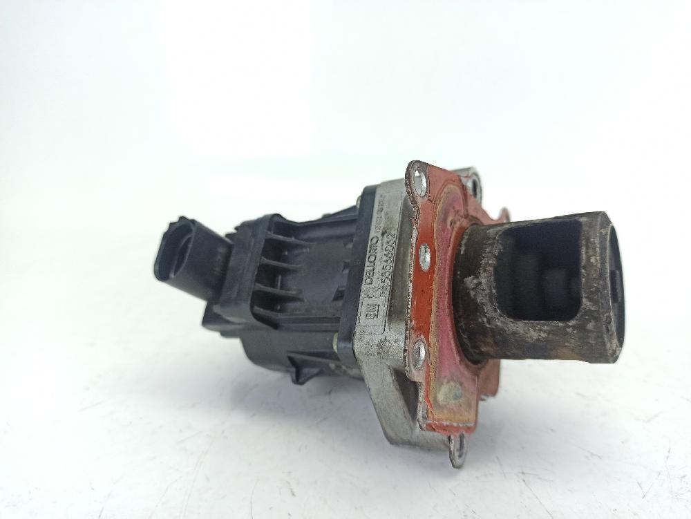 Válvula egr A 20 DT,A 20 DTJ 55566052 de Opel Insignia a sports tourer (g09) 2008-2012 131 CV con 250000 km - pieza usada
