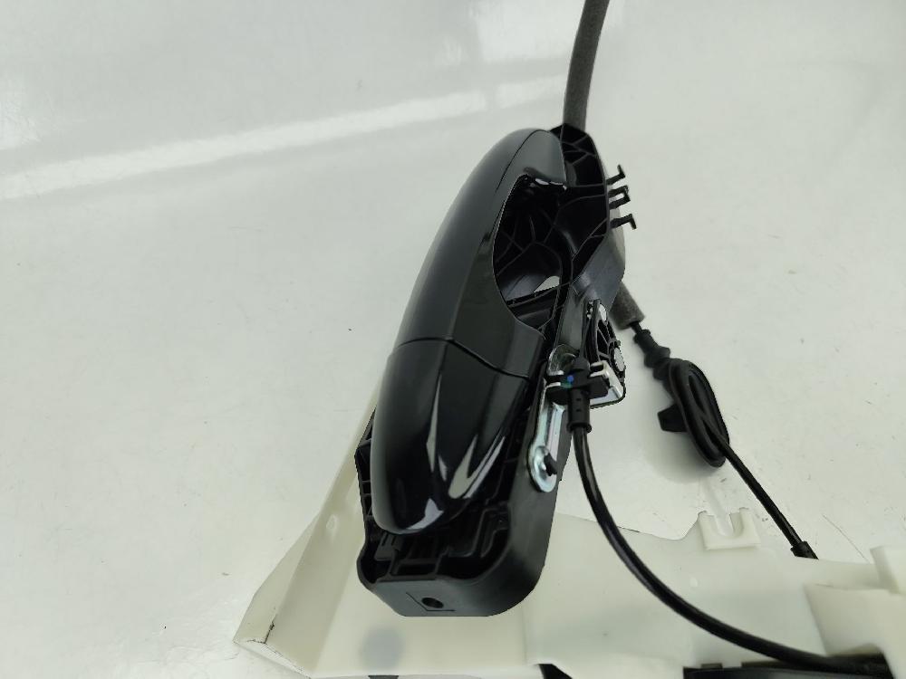 Front lock door rh B7JA,B7JB 2338022 de Ford Puma (j2k, cf7) 2019-0 125 CV con 3179 km - pieza usada
