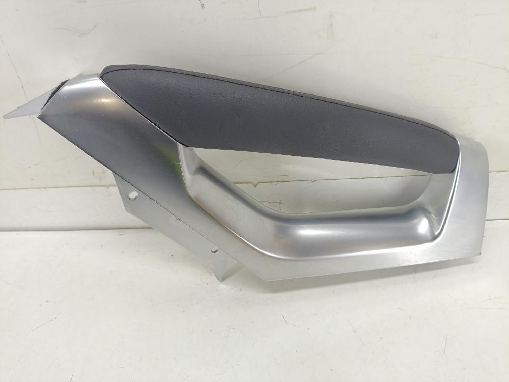 Leiste RHH (DW10CTED4) 9685973077 de Peugeot 3008 monospace (0u_) 2009-2016 163 CV con 161818 km