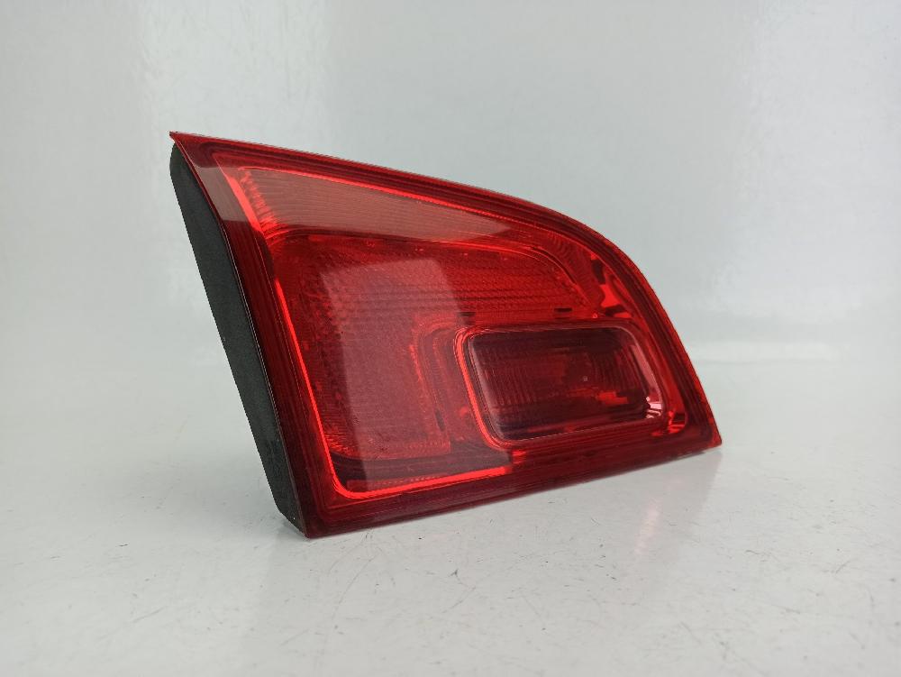 Piloto trasero izquierdo interior B 16 DTL 13282246 de Opel Astra j sports tourer (p10) 2010-2015 110 CV con 222000 km - pieza usada
