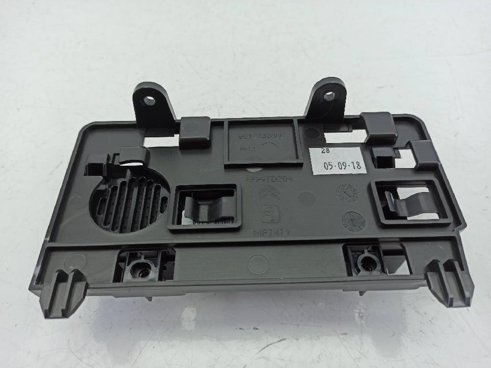 Módulo electronico YHZ (DV5RC) 9828266180 de Peugeot 508 ii (fb_, fh_, f3_) 2018-0 131 CV con 46000 km - pieza usada