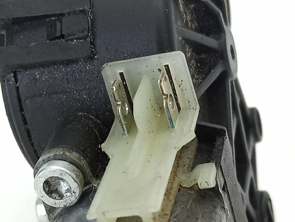 Sunroof electric motor RHR (DW10BTED4) 0390203228 de Peugeot 307 cc (3b) 2005-2009 136 CV con 222000 km - pieza usada