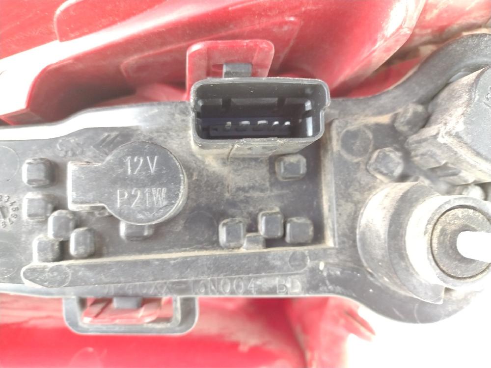 Pisca tras esquerdo 9HV (DV6TED4B),9HV (DV6TED4BU),9HX (DV6ATED4) 9646801777 de Citroen C4 coupé (la_) 2004-2011 90 CV con 200000 km - pieza usada