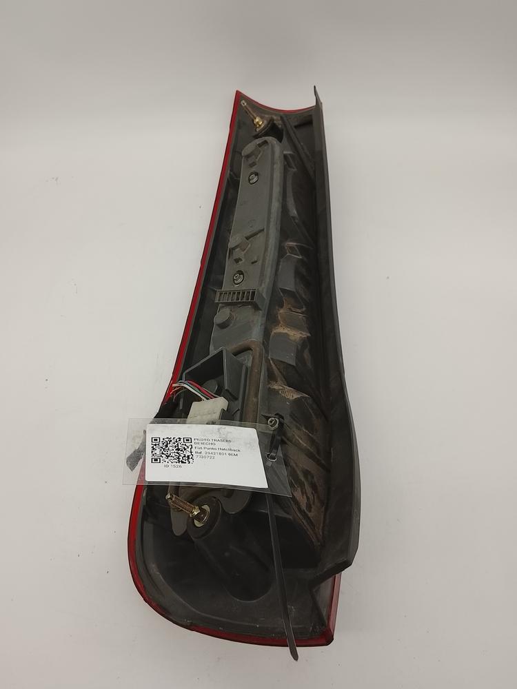 Feu arrière droit 7730722 de Fiat Punto 1993-1999 - pieza usada