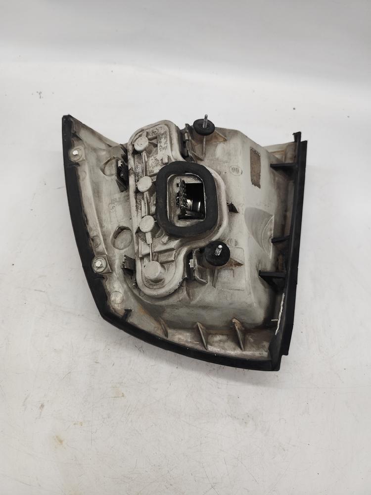 Piloto trasero izquierdo 90521542 de Opel Astra 1998-2009 - pieza usada