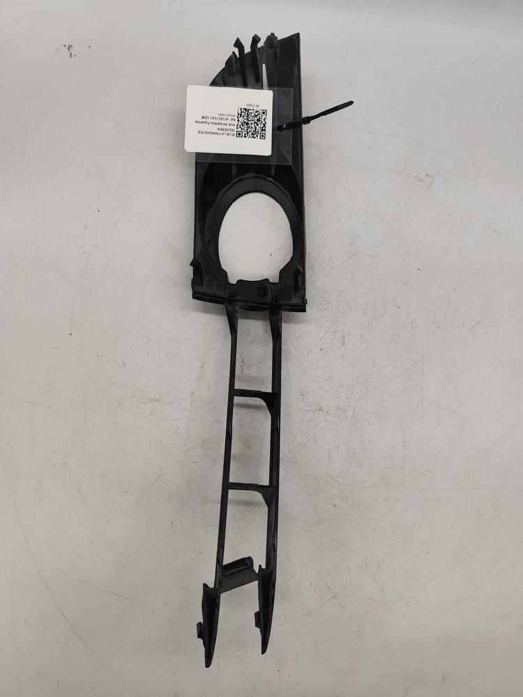 Rejilla paragolpes izquierda 4F0807681 de Audi A6 c6 avant (4f5) 2005-2008 - pieza usada