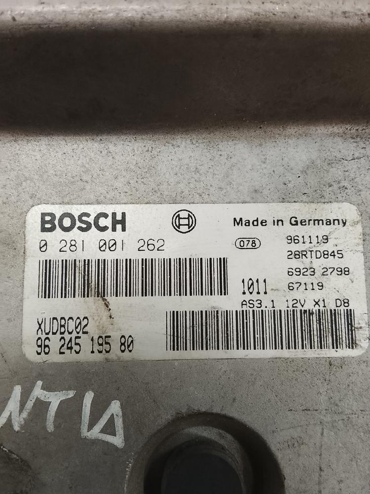 Switchboard engine uce 0281001262 de Peugeot 406 1995-2003 90 CV - pieza usada