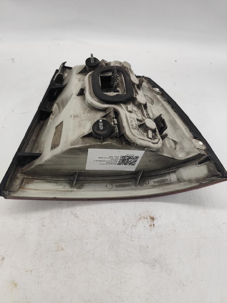 Piloto trasero izquierdo 90521542 de Opel Astra 1998-2009 - pieza usada