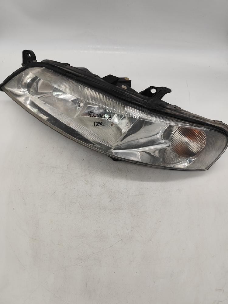 Faro izquierdo 90586844 de Opel Vectra 1995-2000 - pieza usada