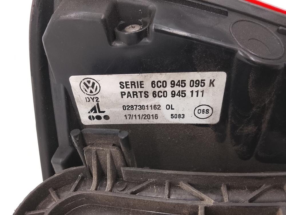 Piloto trasero izquierdo 2215110 de Volkswagen Polo v (6r1, 6c1) 2011-2014 - pieza usada