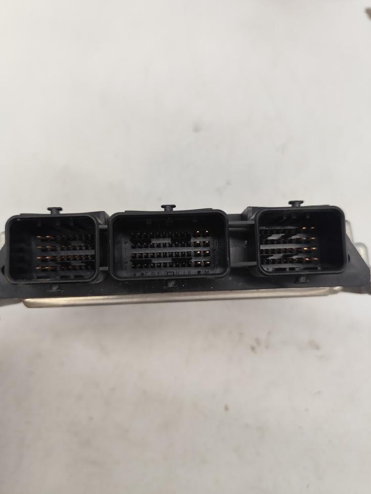Switchboard engine uce 0281012624 de Citroen C5 ii (rc_) 2004-2008 109 CV - pieza usada