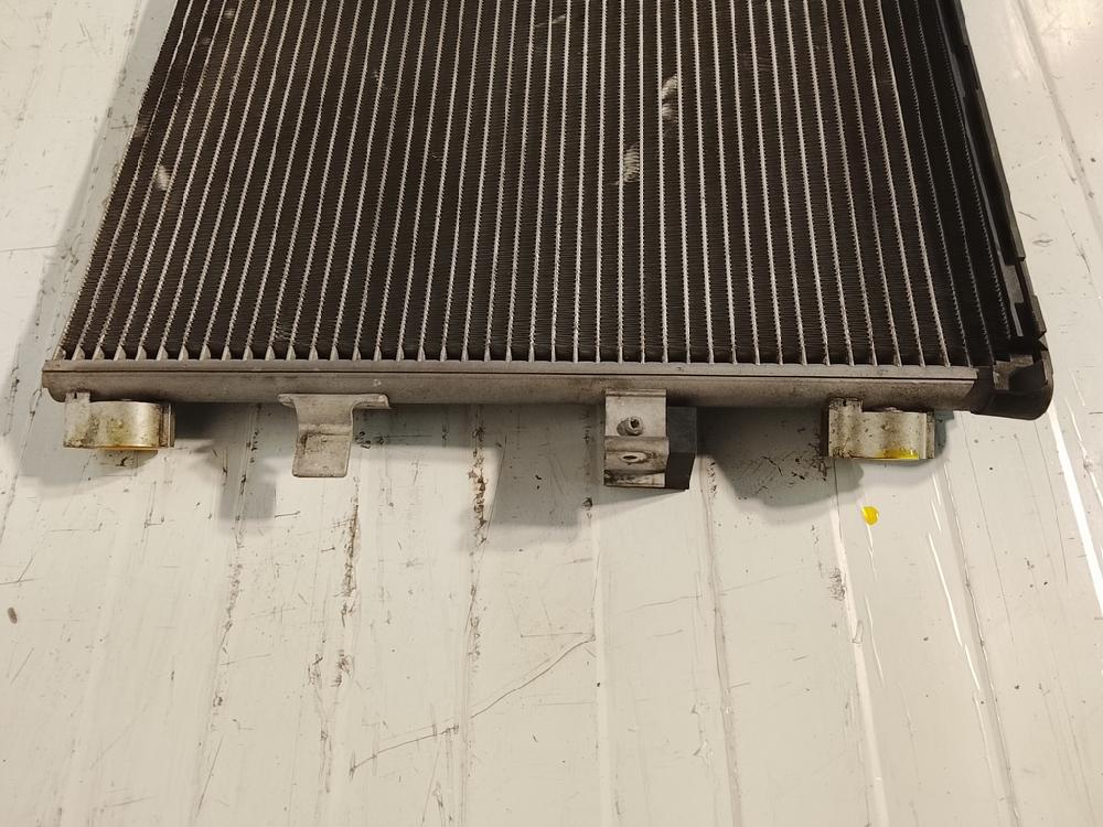 Condensador / radiador aire acondicionado BV61-19710-BA de Ford Focus 2011-2015 - pieza usada