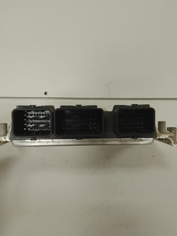 Centralina do motor 0261206943 de Peugeot 307 (3a/c) 2004-2009 110 CV - pieza usada