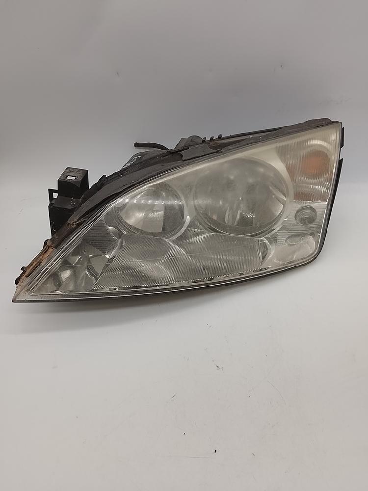 Scheinwerfer links 1435624 de Ford Mondeo iii turnier (bwy) 2000-2007