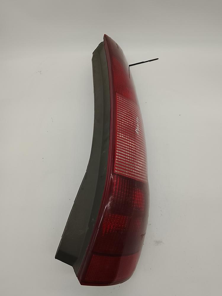 Feu arrière droit 7730722 de Fiat Punto 1993-1999 - pieza usada